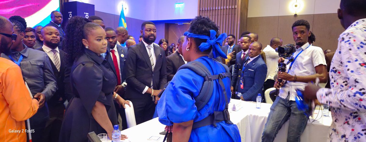 Lors dela table ronde inclusive tenue à Kinshasa avec la participation des présidents de 26 CPJ,nous avions sollicité l’implication de SEM Ministre dla Jeunesse pr l’octroi dla parole aux délégués des provinces pr présenter les désidératas et réalités dla jeunesse <a href="/Ayeganagato_N1/">Noella Ayeganagato Nakwipone</a>