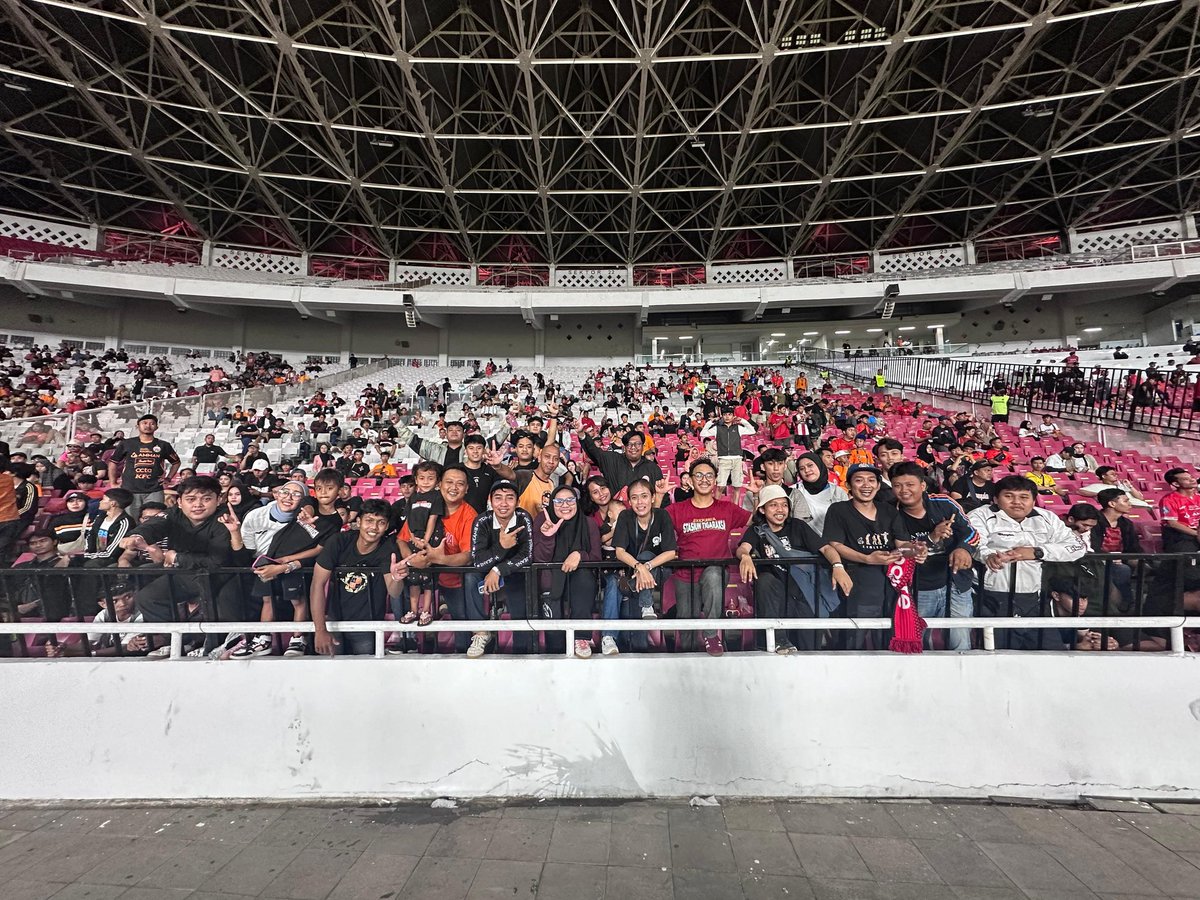 TIGARAKSA STATION (@_jstigaraksa) on Twitter photo Bukan hasil yang kami inginkan, berbenah lah <a href="/Persija_Jkt/">Persija Jakarta</a> !!
#PersijaDay #PersijaSelamanya #JakmaniaStasiunTigaraksa Bukan hasil yang kami inginkan, berbenah lah <a href="/Persija_Jkt/">Persija Jakarta</a> !!
#PersijaDay #PersijaSelamanya #JakmaniaStasiunTigaraksa