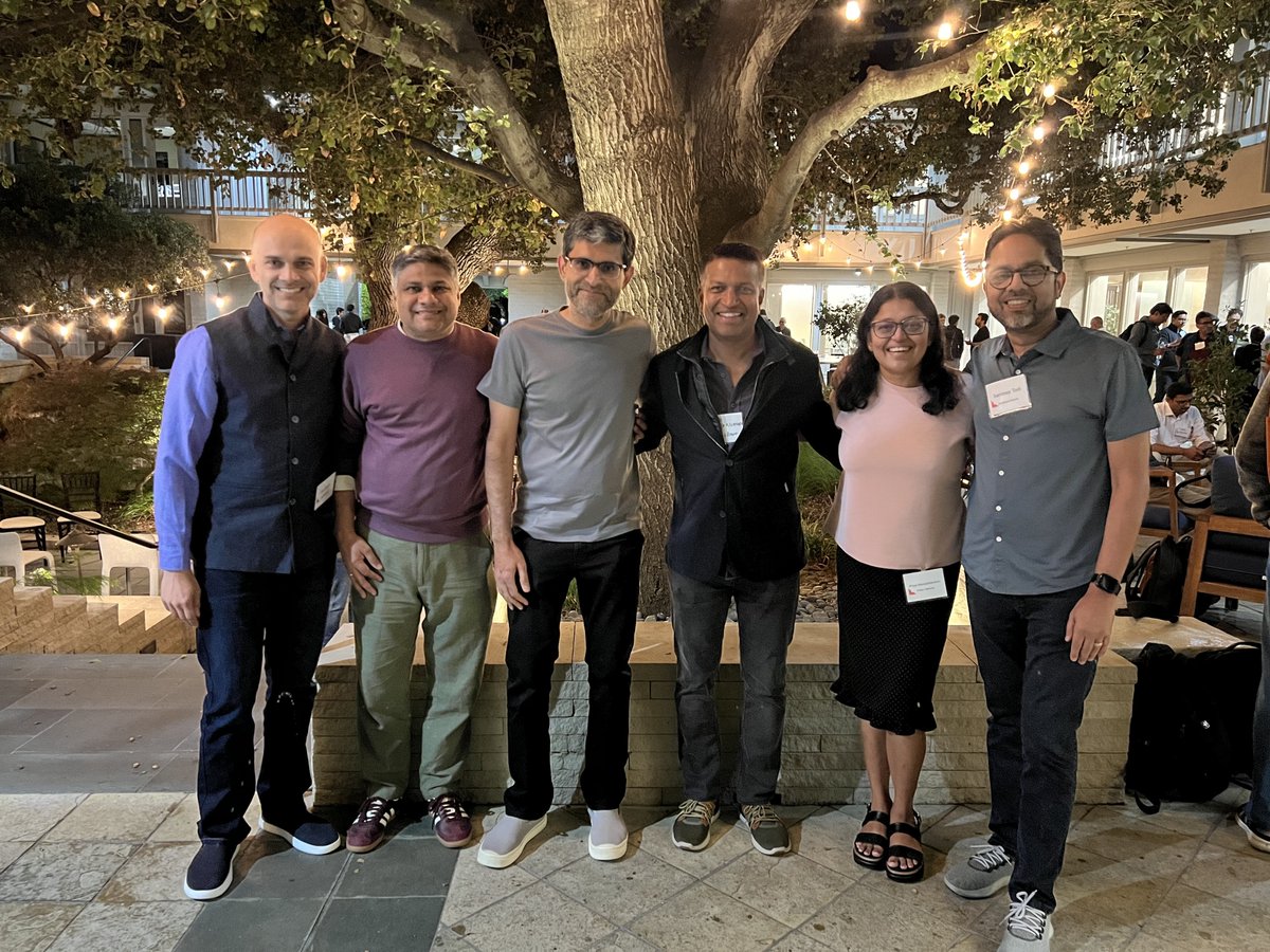 LightspeedIndia's tweet image. Glimpses from Lightspeed’s GTM social evening, hosted in partnership with @saasboomi, at our Menlo Park office. The event included a fireside chat - @dkhare  interviewed @ajeets, co-founder of @nutanix and @thoughtspot which are leveraging trends in virtualization and business…