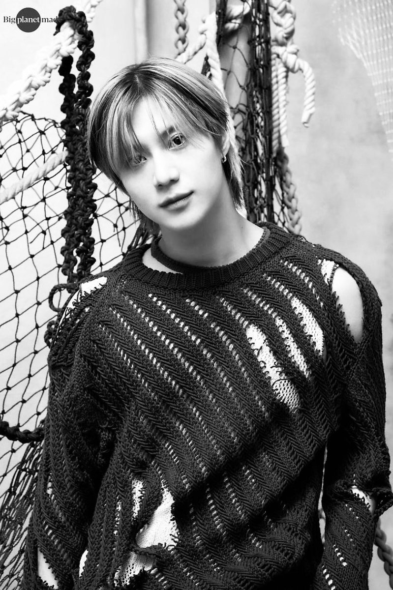 WordsByTaemin's tweet image. “When I was younger, I just sincerely worked hard at everything, and you could say I was a bit confused about which path I wanted to pursue then. Now I’m a lot more certain.”

— #TAEMIN #태민 #テミン