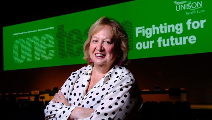 UNISON Yorkshire & Humberside (@unisonyh) on Twitter photo 🍃 As part of Green UNISON Week, the union is launching a new bargaining guide on green issues.
Our general secretary <a href="/cmcanea/">Christina McAnea</a> has been explaining why climate change is such an important issue for <a href="/unisontheunion/">UNISON - UK's largest union</a>.
Read more 👉 unsn.uk/3XGbhcM 🍃 As part of Green UNISON Week, the union is launching a new bargaining guide on green issues.
Our general secretary <a href="/cmcanea/">Christina McAnea</a> has been explaining why climate change is such an important issue for <a href="/unisontheunion/">UNISON - UK's largest union</a>.
Read more 👉 unsn.uk/3XGbhcM