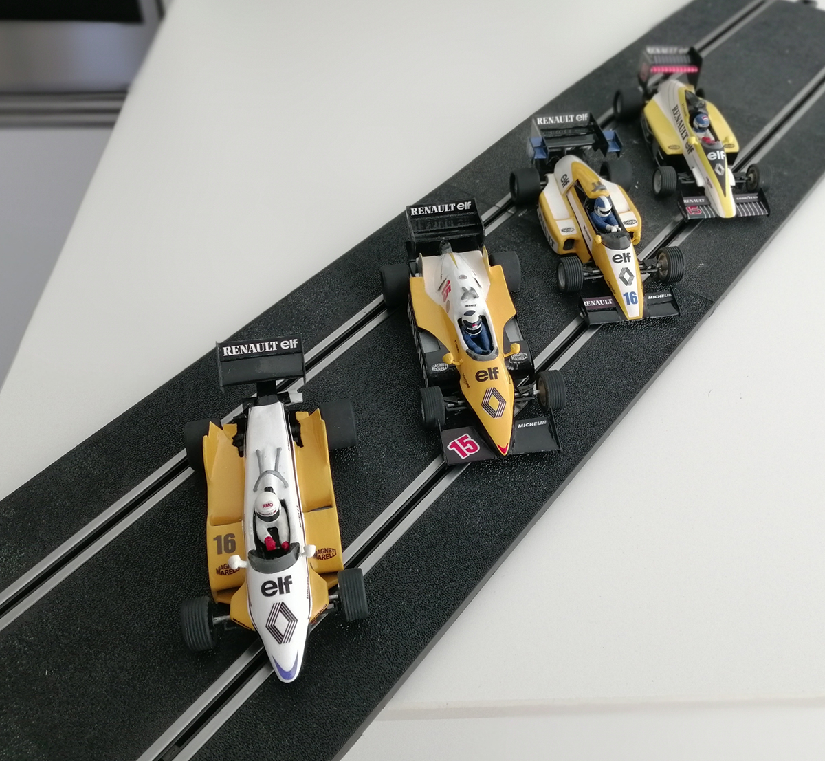 When I was a child I discovered F1 and some beautiful yellow cars. I made my F1 cars out of paper and paint. Because of my admiration for this company, my family and some friends always bought Renault cars. Let's hope the story continues…
#ViryOnTrack #Alpine @CollectifAlpine