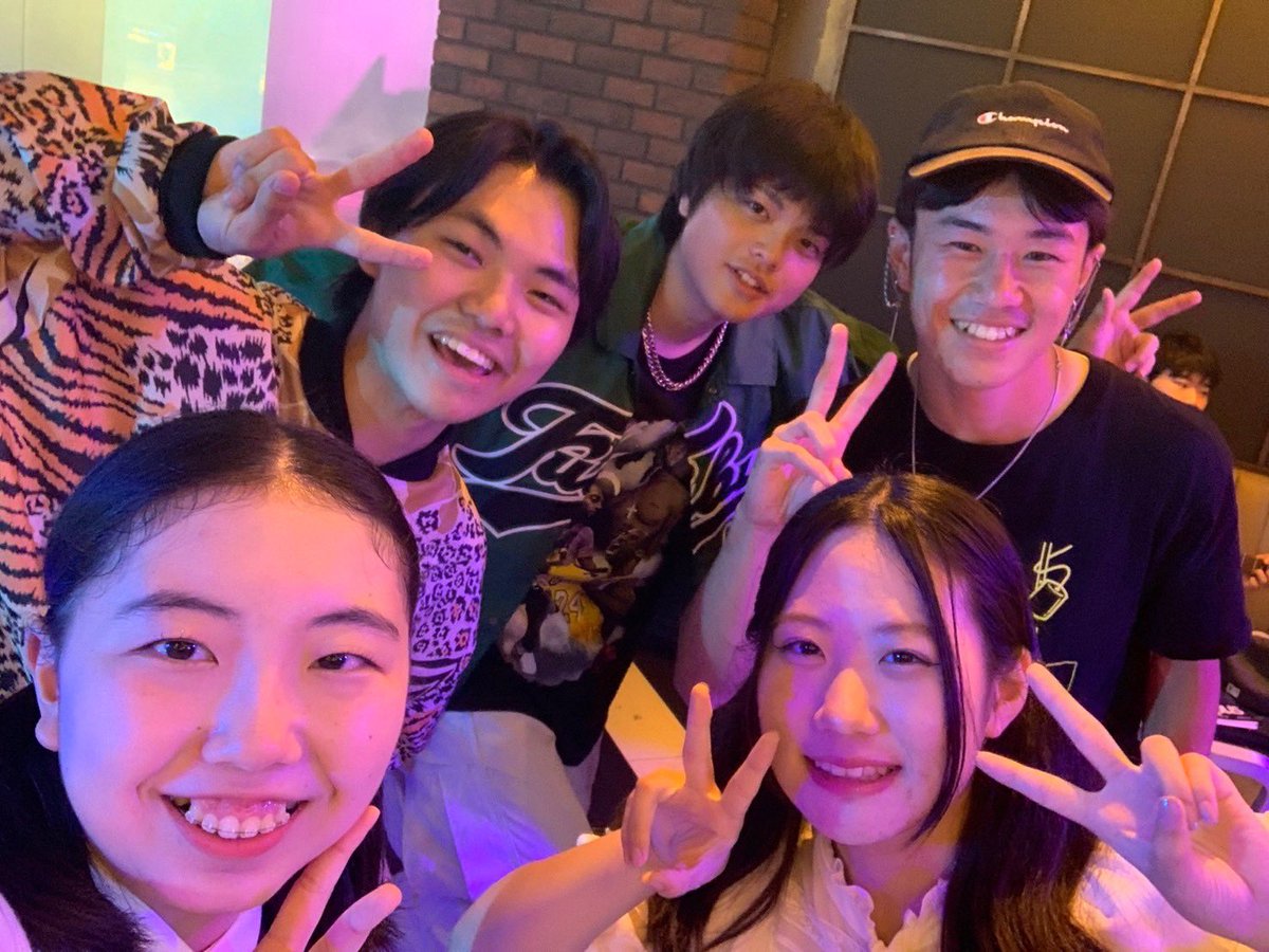 tkm_mkdk's tweet photo. #午後9時15分の演劇論

「午後9時15分の演劇論」終演！
途中から参加させてもらったけどめちゃくちゃ楽しかった！
三日月内だけじゃ知り合えない人たちと会えて嬉しかったです！ https://t.co/B7DBcT0tD0