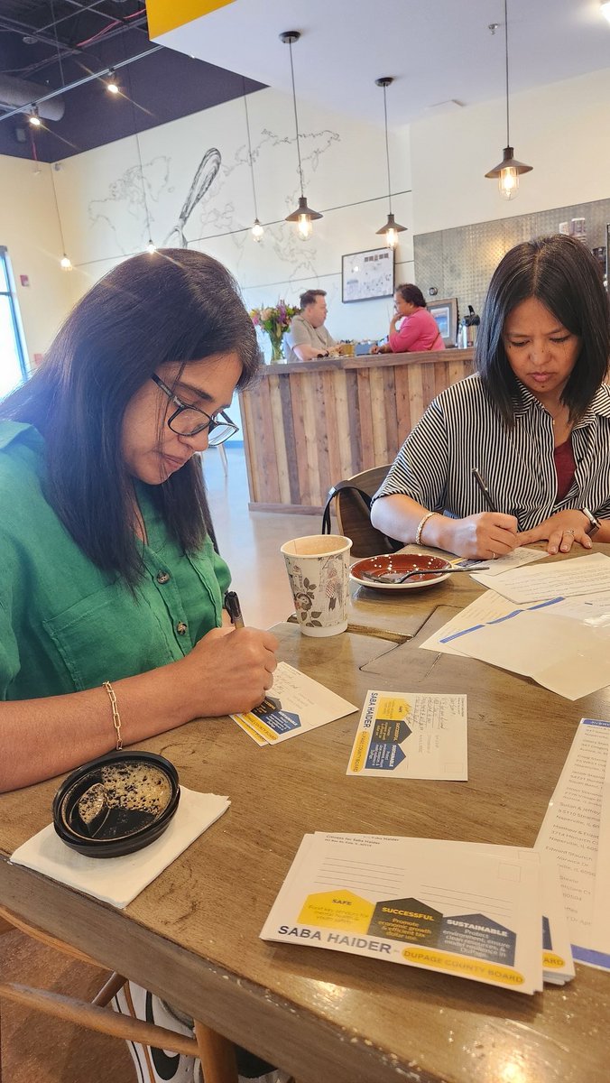 WDDAAPI's tweet image. Thank you to all who joined us yesterday for our Postcard writing party with @SabaDuPage ! With just 50 days to go until election day, we are so excited to do everything we can to help Saba get elected and have her represent our voice! #SabaForDuPage #AAPIDems #WillDuPageDemsAAPI