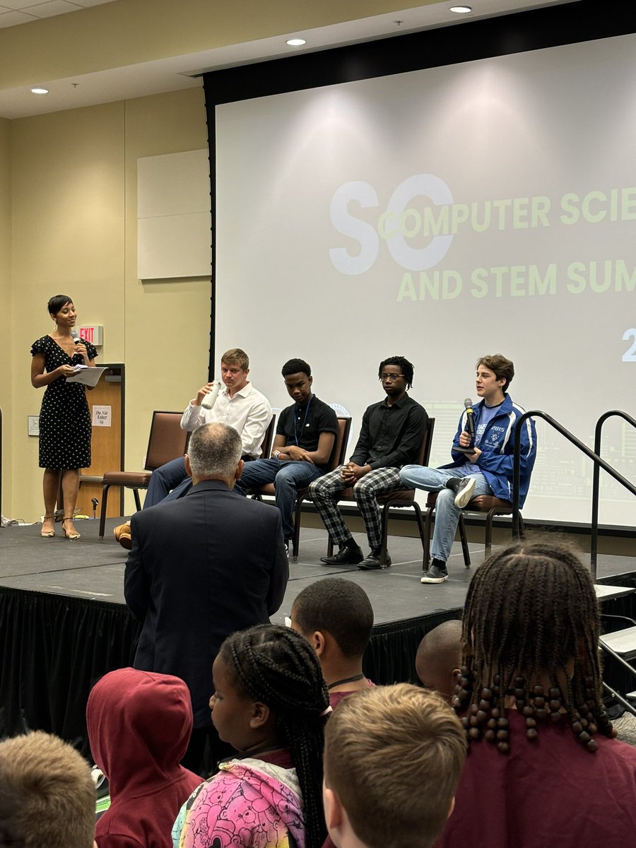 Richland1st's tweet image. We are at the @CSForSC Computer Science Showcase with FIRST Robotics Competition teams from Lower Richland and Dreher High Schools showcasing their 2024 robots, including having @DreherHigh student and team captain Merryn Courie sitting on the showcase’s student panel.