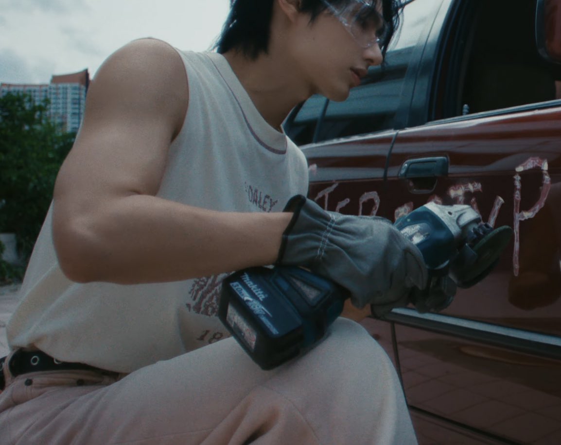 moontomeetyou's tweet photo. jarms (jun arms) https://t.co/l3xdikgBId