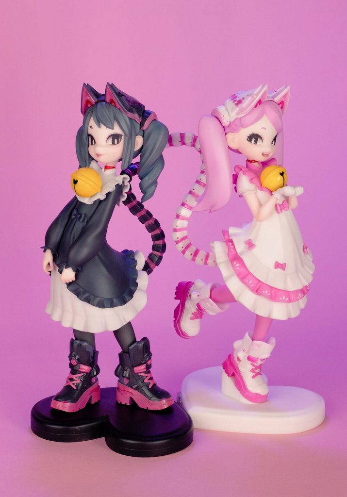pinkfigures's tweet photo. 💘 original characters - kuro neko &amp; shiro neko (garage kit) https://t.co/UipWDjMCC9