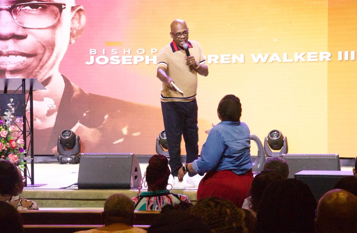 “Grateful for a moment of reflection and unity at New Jerusalem Church! 🙏 

#NewJerusalem
#NewJersualemChurch
#Christian #Jesus
#praiseandworship #worship #dwaynepickettministries #jesussaves #God #GodsPlan