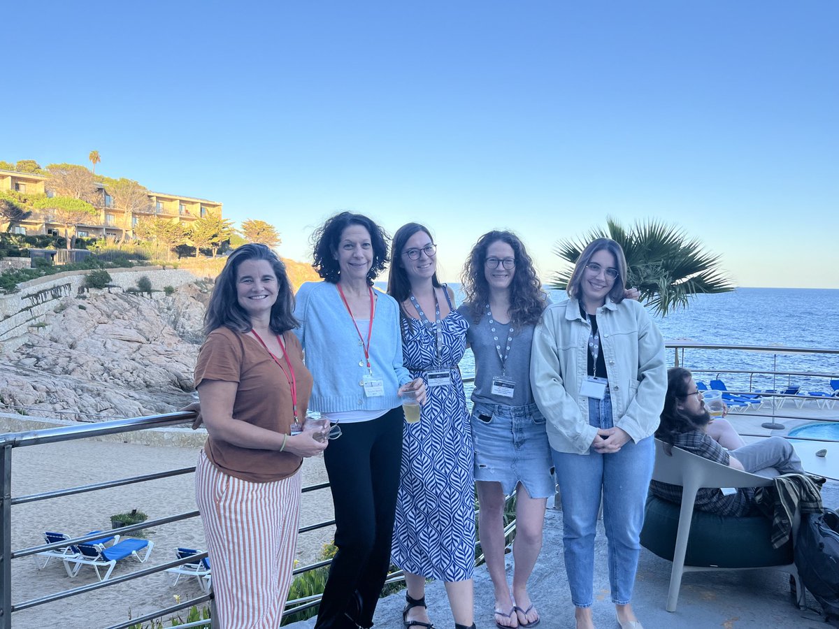 KarinaXavierLab's tweet photo. I am so lucky to be at #BacNet24, beautiful place, amazing company! https://t.co/iHXZx7Oqzr