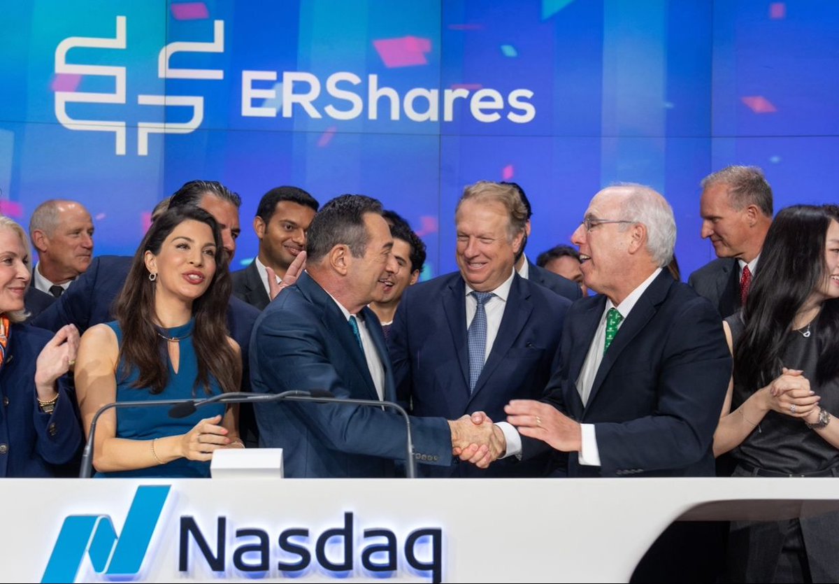 ERShares's tweet photo. On August 30th, @ERShares rang the Opening Bell at Nasdaq announcing the FIRST EVER, Private-Public Crossover ETF with ticker symbol $XOVR. XOVR is designed to include Private Equity Securities. @babson, as the leader in Entrepreneurial education, joined in the celebration. https://t.co/k40JOrQwzw