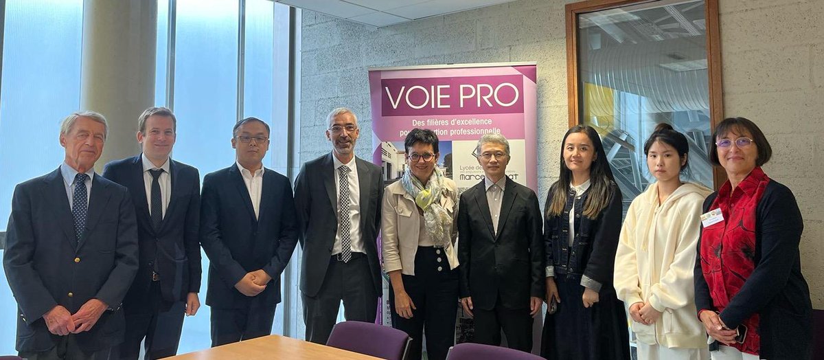 Le <a href="/LyceesSembat/">Lycées Sembat Sotteville</a> de Sotteville-lès-Rouen a accueilli une délégation chinoise de Ningbo, ville jumelée avec Rouen, composée d'un proviseur de lycée professionnel et d'enseignants, en présence de la directrice académique, afin d'échanger sur la voie professionnelle.