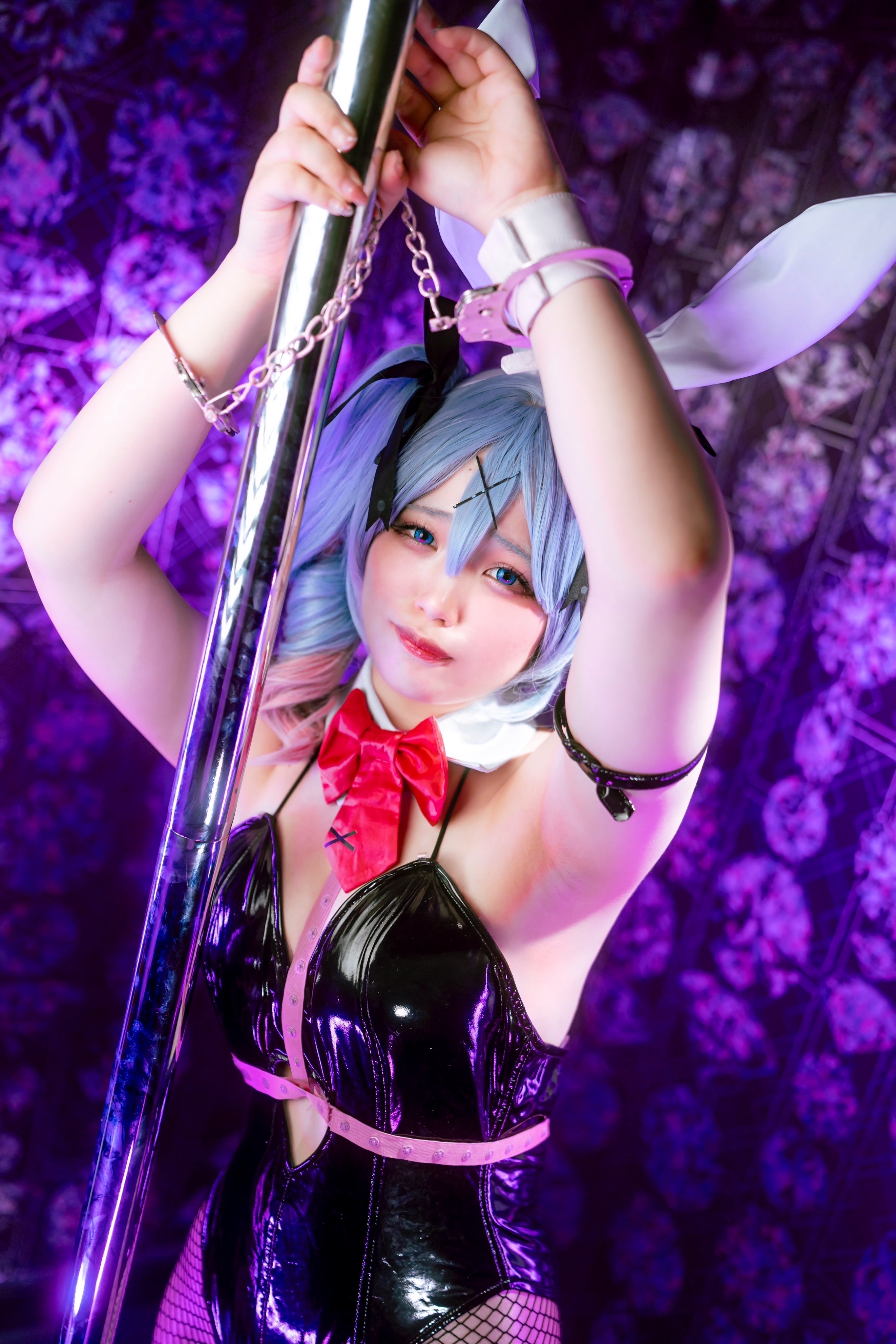 ラビットホール コスプレ DECO*27 初音ミク ラビットホール コスプレ衣装 - Costowns