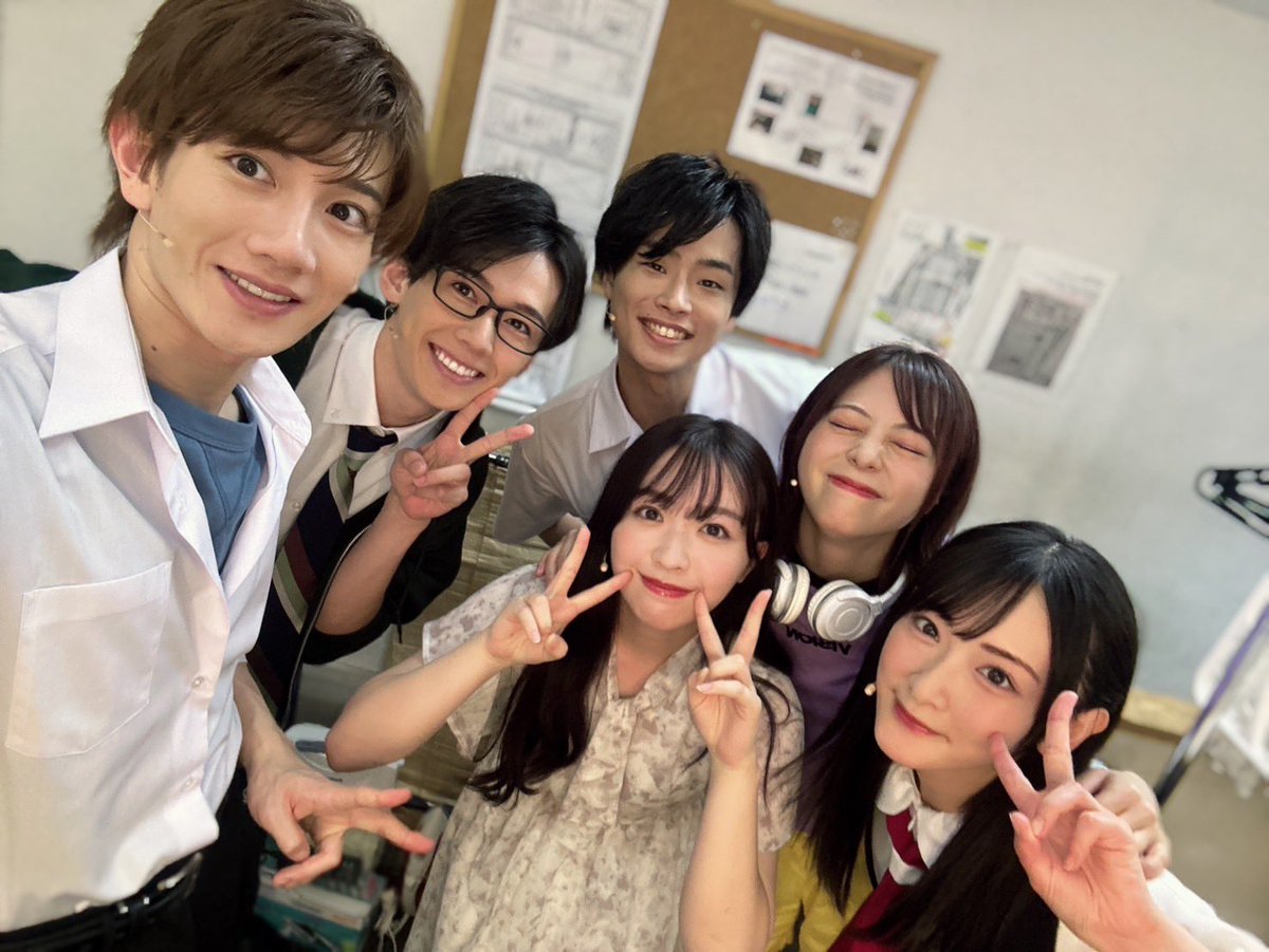 yopinapi0818's tweet photo. 朗読劇「青野くんに触りたいから死にたい」
千秋楽ありがとうございました！

毎日素敵な化学反応が起きてそれを目の当たりにできたのが幸せでした。

素敵なチーム、作品と出会えて織部大満足です。

ありがとう。

#朗読劇青野くん https://t.co/zv8324XJV5