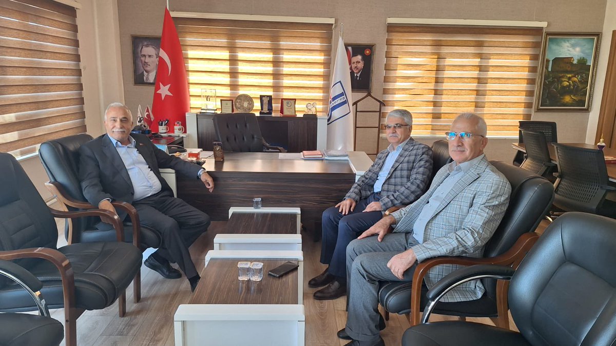 habibarslan63's tweet photo. Belediye Başkanlığı ve Tarım Bakanlığı yaptığı dönemlerde birlikte çalışmaktan şeref duyduğum, değerli Devlet Büyüğümüz Sn.Ahmet Eşref Fakıbaba Ağabeyimizi Belsan A.Ş. de ağırlamaktan onur duyduk. Bakanımıza teşekkür ediyor, çalışmalarında başarılar diliyorum! 
@aefakibaba https://t.co/QnSq8APZwp