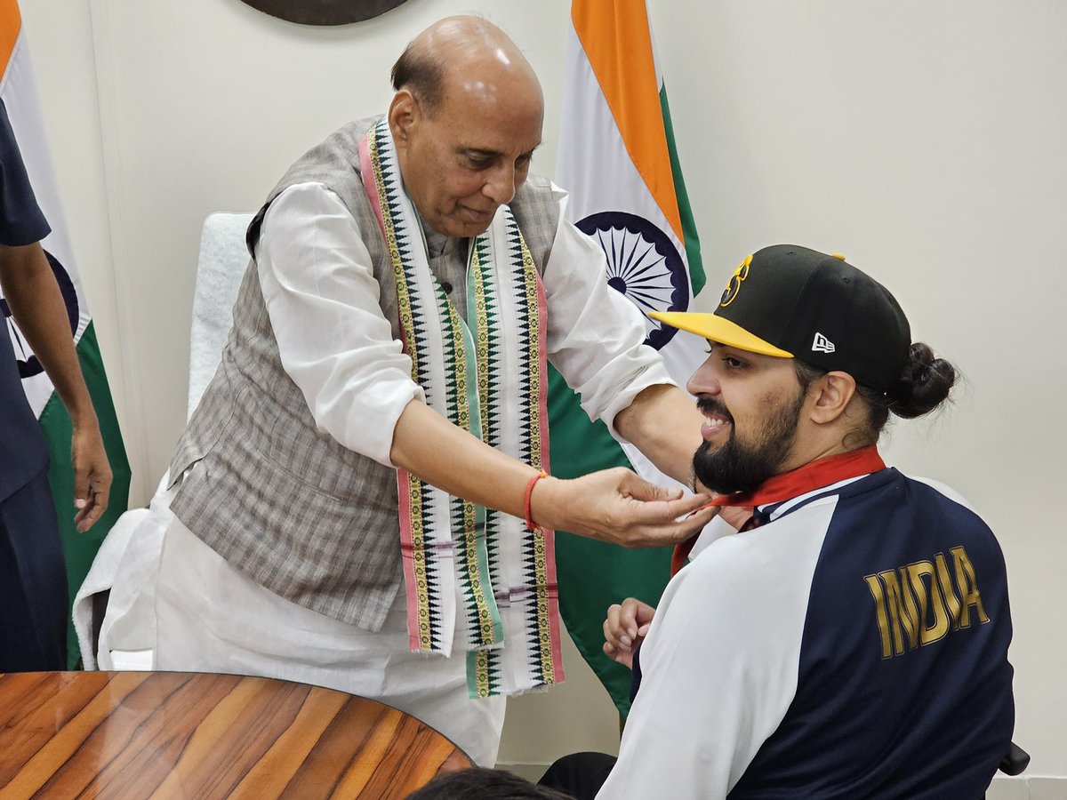 Rajnath Singh tweet media