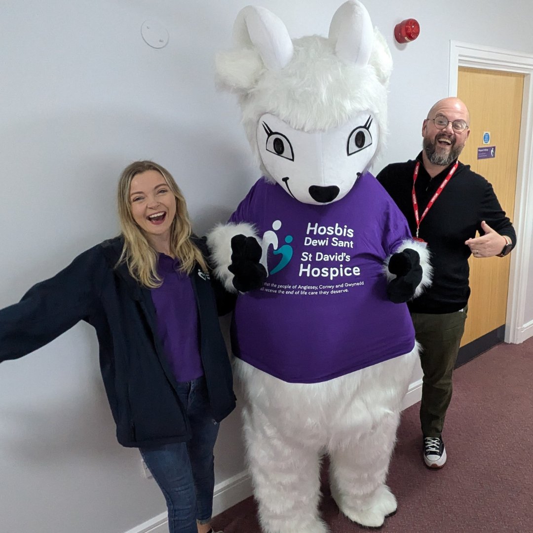 We are excited to be celebrating our 25th birthday this year and would like to kick things off by introducing our Hospice mascot - DEWI!

⭐Thank you to <a href="/ExcellSupply/">Excell Supply</a> for kindly sponsoring Dewi!

Dewi LOVES a photo, so don’t be afraid to say hello if you see him out and about!
