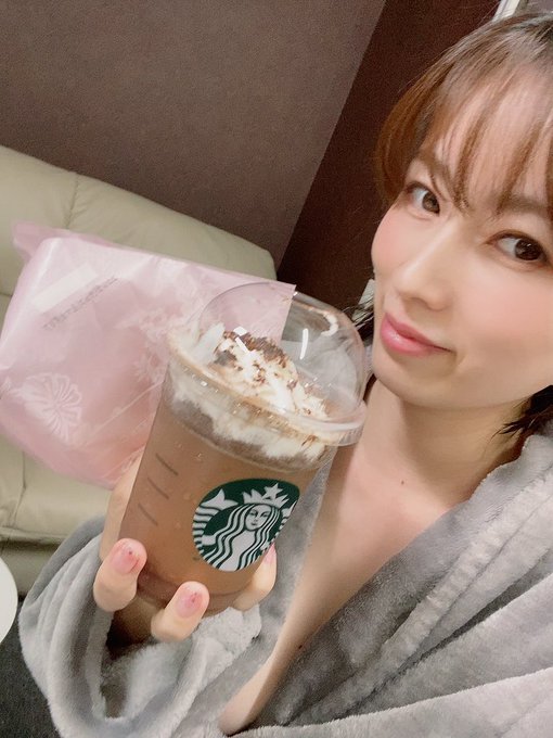 差し入れもらったよ😊 https://t.co/bwXjHTJW9n