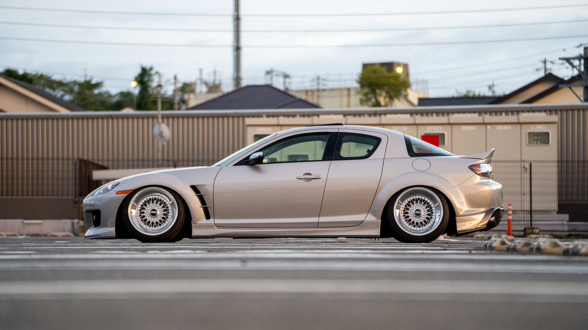shoshocircle's tweet photo. New paint
プラチナクォーツメタリック
Bピラーピアノブラックの塗装に変更

New wheel equipment 
Visual autowerks floating center cap kit

New interior
RECARO SR3 張り替え　純正色
アルミ　サイドブレーキレバー

やりたい事、全のせマシマシ🥰
A-MESSE、Rawcarismで見れるので見てください☝️ https://t.co/fl5bjKYGWD