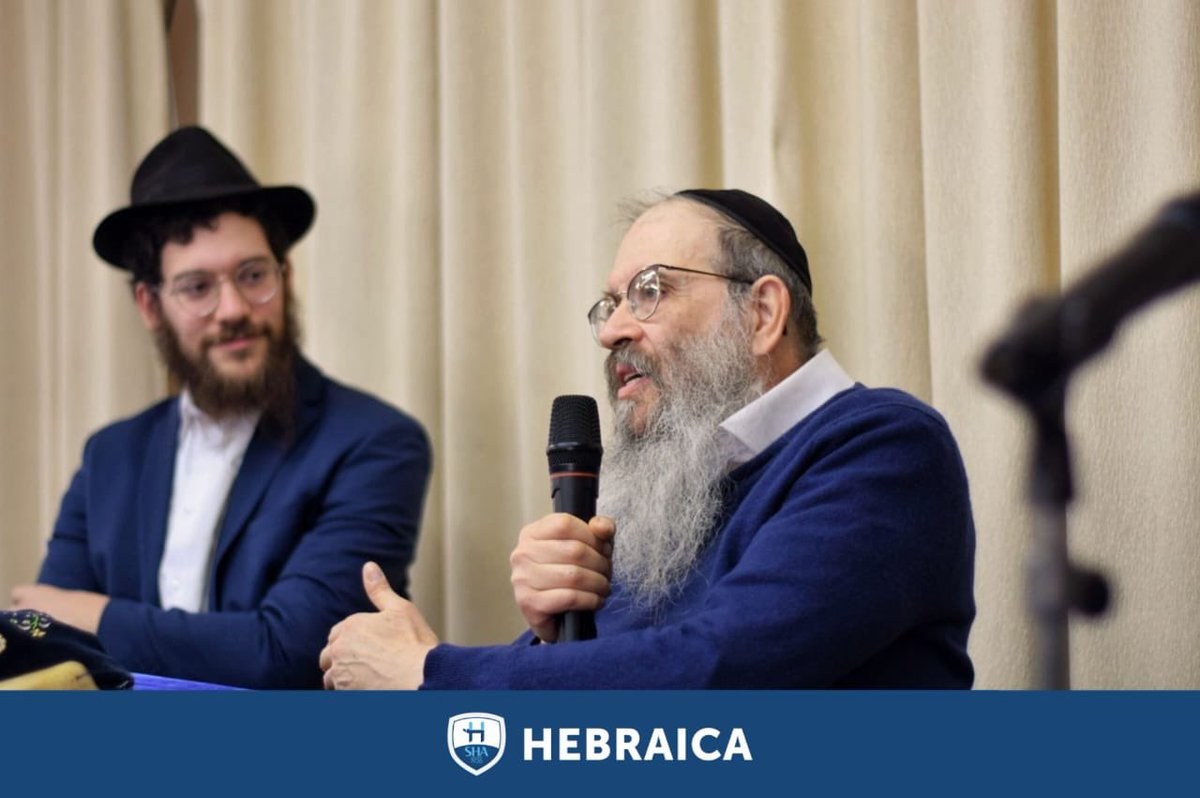 👉🏼 Este domingo recibimos en nuestra Sede Pilar al Rabino Tzvi Grunblatt, Director de Jabad Argentina, para presentar: "El Poder del Nuevo Comienzo: Secretos de la Kabalá para iluminar tu Rosh Hashaná".

¡Shana Tová!
¡Am Israel Jai! <a href="/TzviGrunblatt/">Tzvi Grunblatt</a> <a href="/jabadarg/">Jabad Argentina</a>