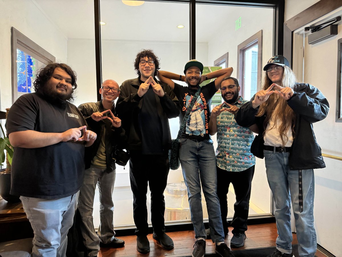 SoCal_SUMA's tweet photo. Spontaneously, the SoCal TEKKEN homies and I drove up to @BattleLoungePDX to support their new #TWT2024 event this past weekend! Really glad to finally see Portland &amp; meet the PNW scene. vrvr ty @StrikeMist for inviting, 10/10 event I def wanna go again

New pfp: @TK_Scwuffy 🙏 https://t.co/skSbu3l0b3