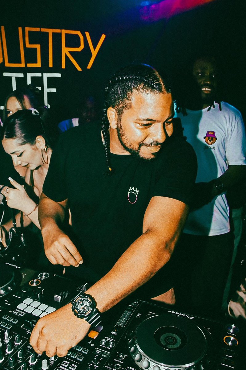 𝗜𝗚: 𝗖𝗛𝗔-𝗟𝗢𝗪3 tweet media