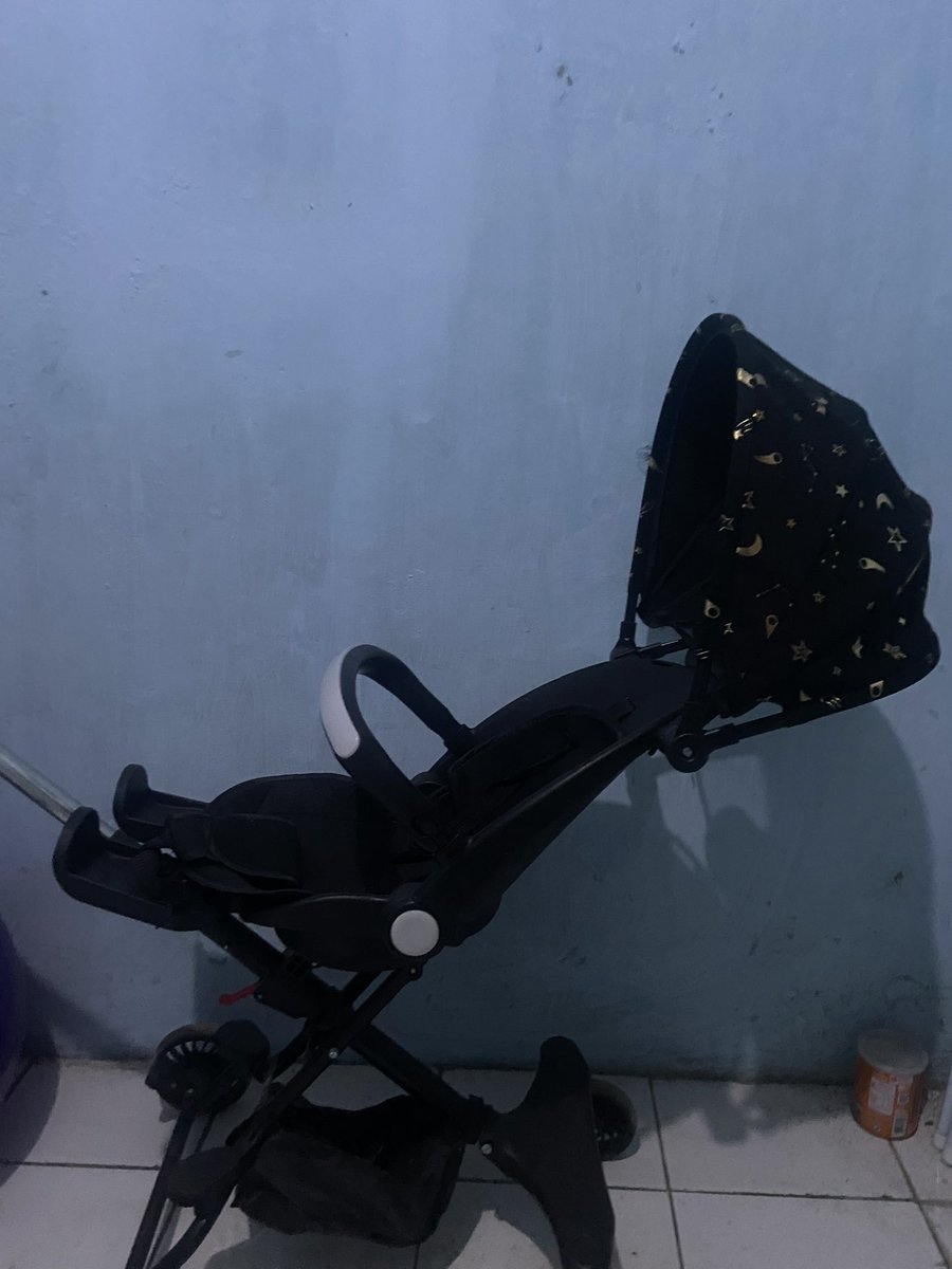 lusiuchiAD's tweet photo. edisi kosongin rumah
kali ada yg mau beli stroller beli bulan juli kemarin baru kepake 2x karna anaknya ga suka,dijual 300rb aja 
lokasi jatikmarat bekasi
#preloved https://t.co/qhzXYQcrcs
