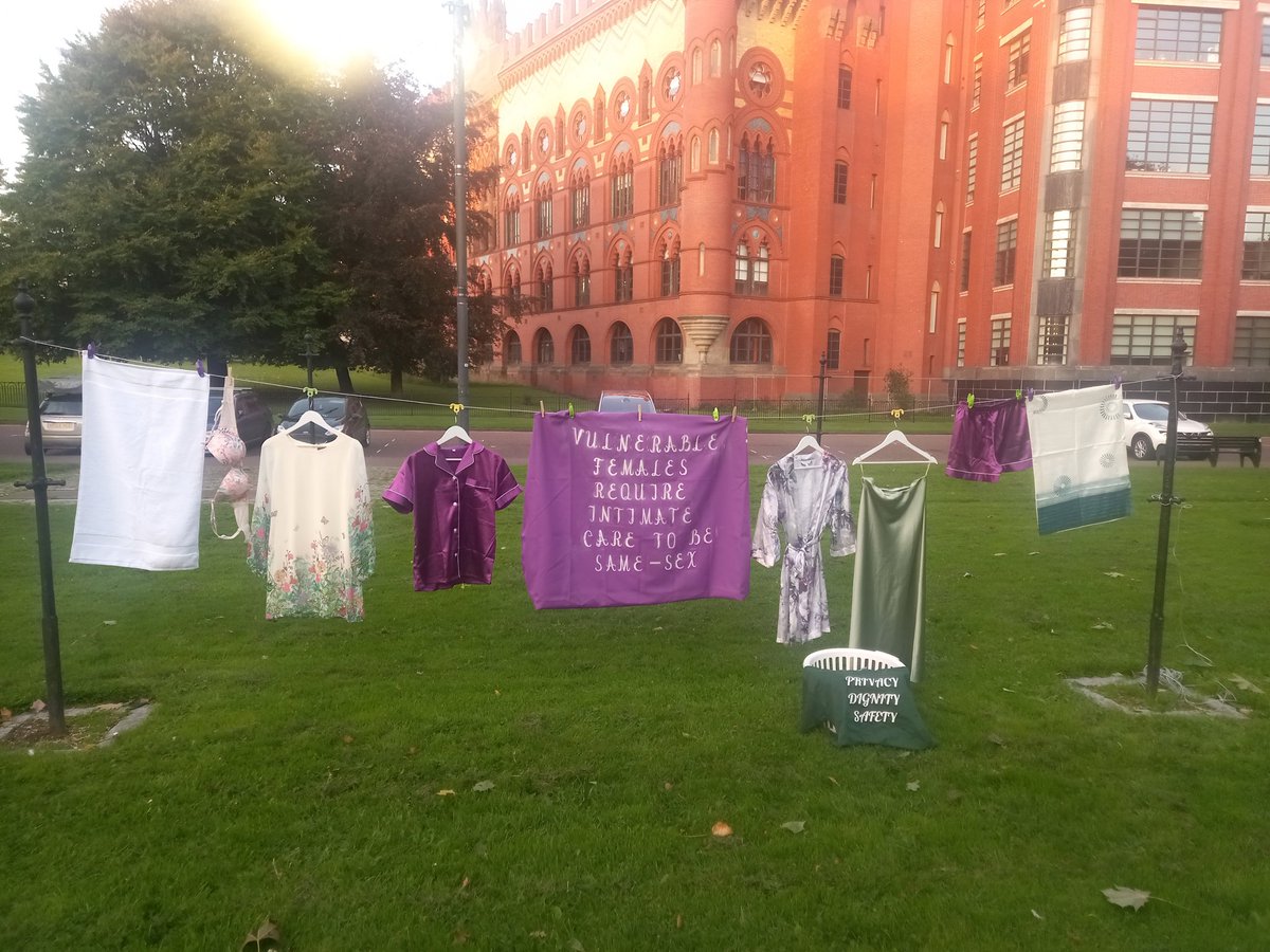 Dis_Critic's tweet image. Like many Scottish women before me, I hung out a washing on the drying poles at Glasgow Green. It felt fitting at a site so steeped in women's history to fill my 'line of resistance' with this message:
"Vulnerable females require intimate care to be same-sex."