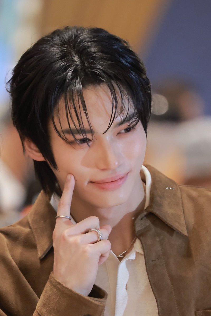 CUTIEEEE 👉☺️

CEO WIN X NONG NOEY
#SOURIxBUTTERBEAR 
#winmetawin