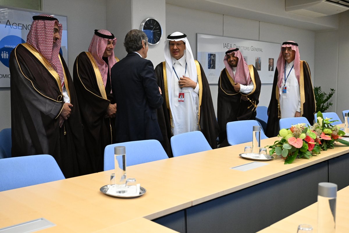 rafaelmgrossi's tweet photo. Saudi Arabia’s decision to rescind its Small Quantities Protocol increases @IAEAorg’s ability to verify the peaceful use of nuclear material in the country. At #IAEAGC, met @MoEnergy_Saudi Prince Abdulaziz bin Salman Al-Saud and commended 🇸🇦 for this step. https://t.co/hW6Gevf64B