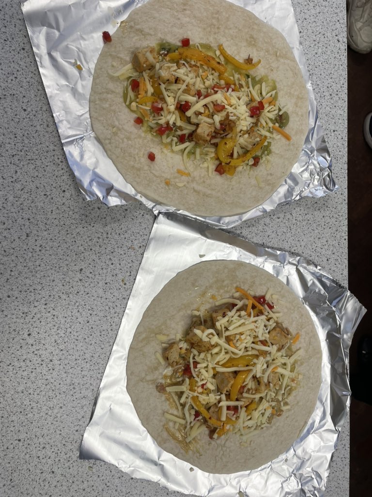 Great CEP session making fajitas &amp; learning about how to work safely avoiding cross-contamination &amp; using the temperature probe.