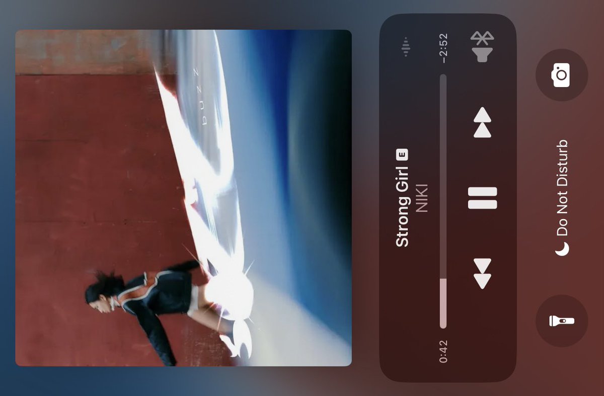 today’s proof of life 🫧😴 (exam week !)