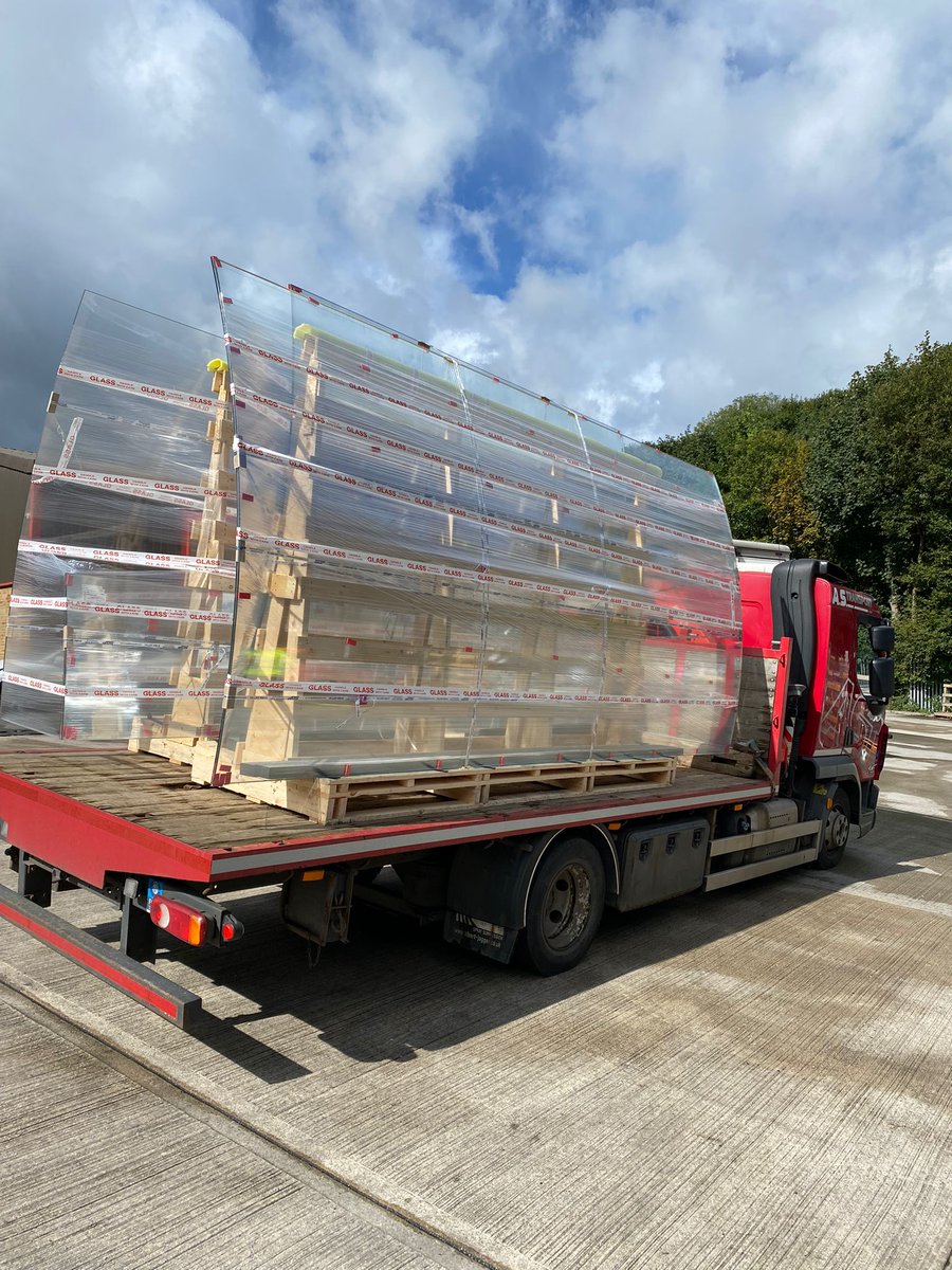 Project complete! 💪

Check out this curved glass (2.2m x 600mm) incorporating (TAG) Saint Gobain Coolite ST Bright Silver on Low Iron (Heat Strengthened), on its way to a client in London 🚚

#saintgobain #solarcontrol #specialistglass #bespokeglass #yorkshirebusiness
