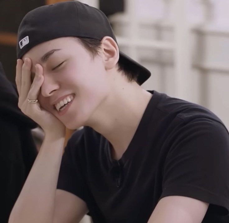 ttastywonsol's tweet photo. passenger princess ( ep.3 ) 

— jian's already stressed with their back to back lab works and it didn't help when she saw a girl's name appear on vernon's notifications. https://t.co/U0NbmOlicJ
