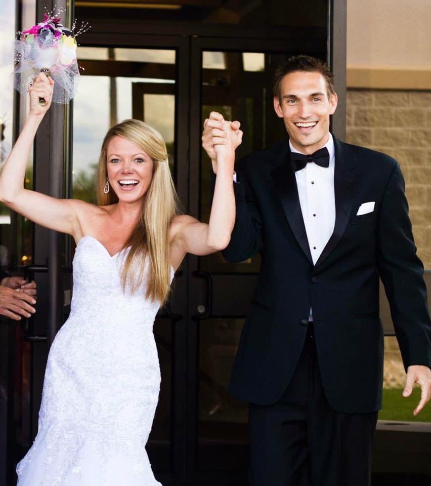 tyromper's tweet image. TWO years into marriage my wife &amp;amp; I said the dreaded D-WORD often. (Divorce)

EIGHT years later &amp;amp; my wife recently said it’s BETTER THAN THE HONEYMOON!

Here’s some BIG changes that helped our marriage, friendship &amp;amp; passion thrive again!

*Bookmark this one!