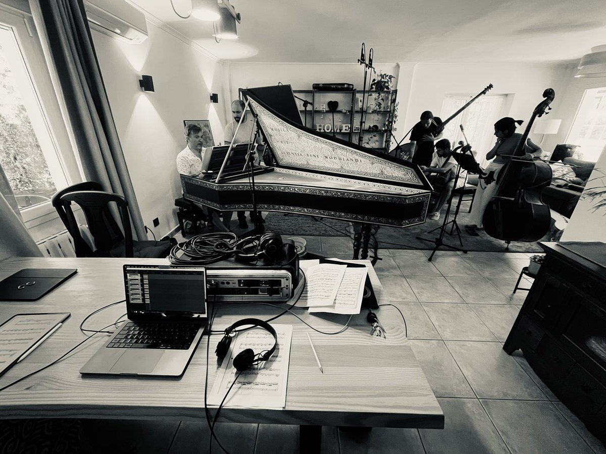 Nueva grabación terminada. Música para violín y bajo de Reynaldi y Montali editada por el <a href="/ICCMU/">Instituto Complutense de Ciencias Musicales</a> #analombardia a cargo de <a href="/SuarezSergio91/">Sergio Suárez</a> con el apoyo de la <a href="/CulturaCMadrid/">Cultura▪️Comunidad de Madrid</a> nuevo CD con el que empezamos el trabajo de edición en breve! #musicaclasica #clasicismo #grabaciones