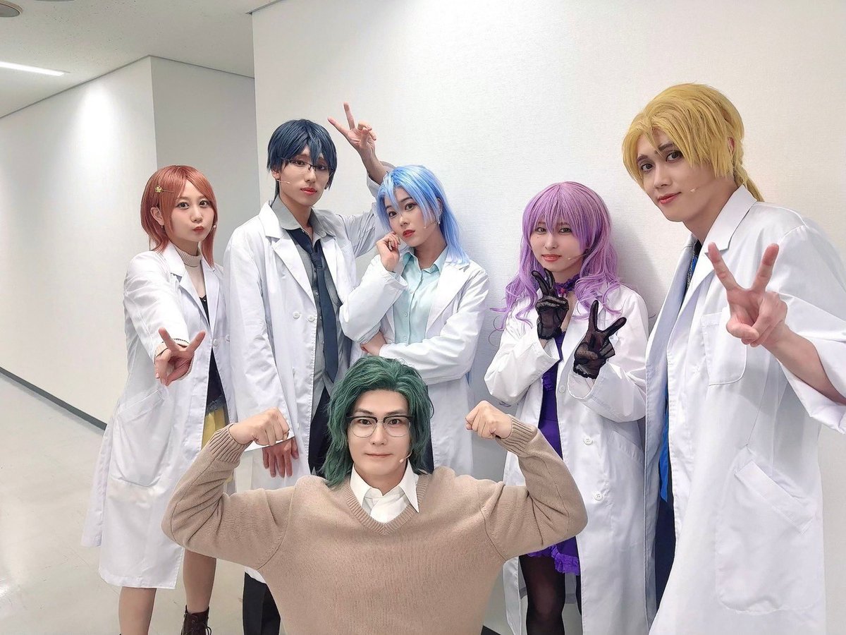 shuta_urano's tweet photo. 主演を務めさせていただいた
舞台「理系が恋に落ちたので証明してみた。」
全公演終了しました！

恋に不器用な理系の天才の役で、台本みた時は難しい台詞や長台詞も多くてびっくりしましたが、全公演やりきれてほっとしてます🤘

ドーパミン ノルエピネフリン オキシトシン上昇させたくなったらまた会いに来てね👋 

#リケステ
