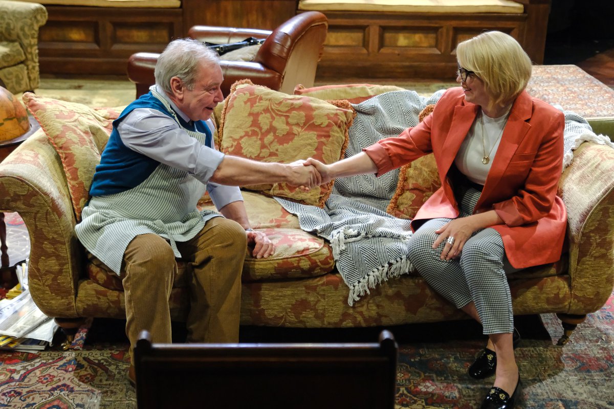 New Vic Theatre (@newvictheatre) on Twitter photo More fabulous reviews are coming in for <a href="/thesjt/">Stephen Joseph Theatre</a> production of #ShowandTell
⭐⭐⭐⭐
The Guardian
⭐⭐⭐⭐⭐
CharlesHutchPress
They are with us from Tue 15 - Sat 26 Oct so don't miss out. To book: bit.ly/3zhGHgi More fabulous reviews are coming in for <a href="/thesjt/">Stephen Joseph Theatre</a> production of #ShowandTell
⭐⭐⭐⭐
The Guardian
⭐⭐⭐⭐⭐
CharlesHutchPress
They are with us from Tue 15 - Sat 26 Oct so don't miss out. To book: bit.ly/3zhGHgi