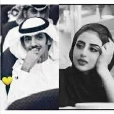 أحب أسمه و من بأسمه تسمى فيه
وأعشق حروف اسمه و أغنيها على شانه                                          

ألا يا كثر شوقي له و ألا يا كثر ما أغليه
عليه المشاعر كل يوم تموت ولهانه 💞

#مسائي_انت