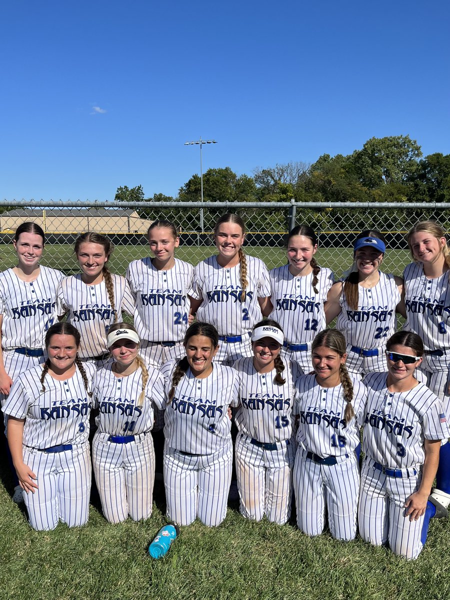 TeamKansas16A's tweet photo. Fun day in Emporia yesterday with this bunch.  Thank you @EState_Softball ! 

Offensive standouts:
@AHodges2025 :  8/8, with 1 2B and 2 HRs
@LindsayRuder_4 :  .667 AVG
@AbbyOConnor_26 :  .556 AVG with 2 2Bs

Looking forward to hanging next weekend with the @SCCBobcats1 ! https://t.co/qzdsSQsuOu