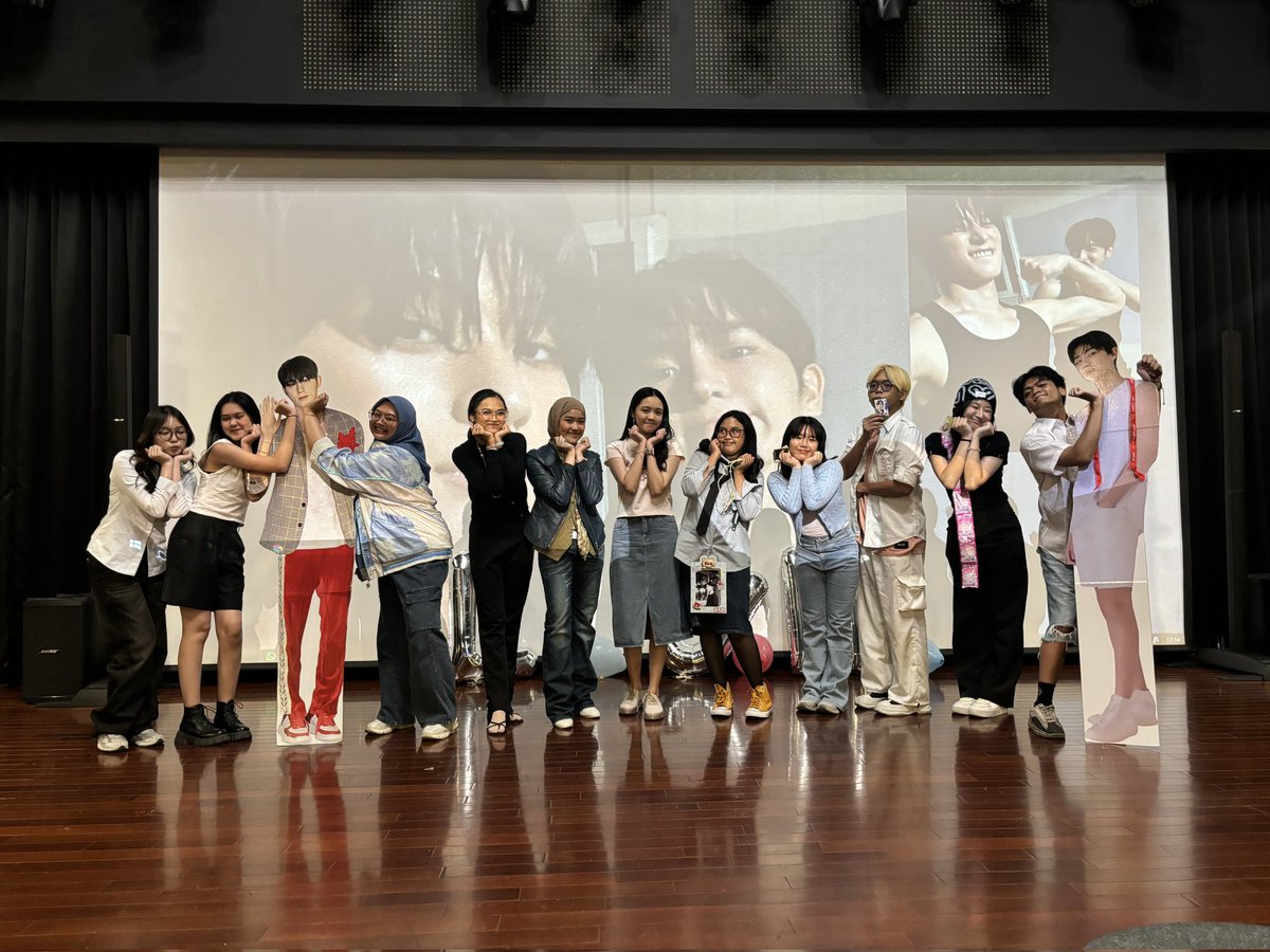 idiscesun's tweet image. siapa yang sampe rumah masih suka tiba-tiba ciii~mol!🧏🏻‍♀️

SAYA☝🏻 SAYA☝🏻

@leejuyvon @fluffyhyunjae @deobibiy @pengabdicamin @darongtwt @cottonhyunjaee @fallinsnw @juyeonsunsh1ne @buttersunkyu + ka zen