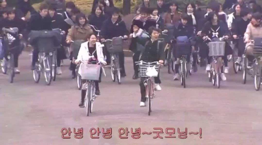 "안녕 안녕 안녕~굿모닝~!"

- 가면라이더 히비키