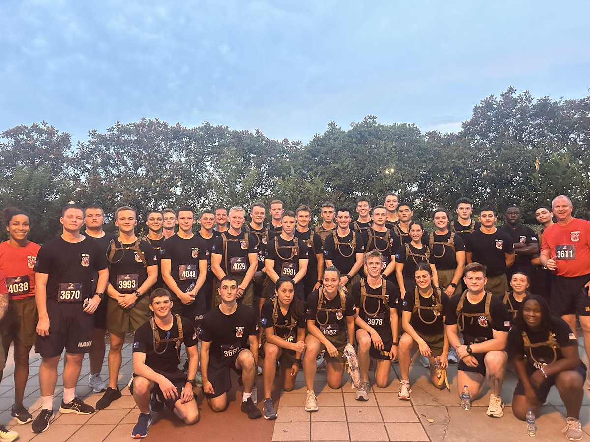 Honored to run in remembrance. This weekend, our unit participated in the Tunnel to Towers 5K, paying tribute to the lives lost and the heroes who stood tall in the face of tragedy. We run for them, for their legacy, and for the strength of our nation. #NeverForget