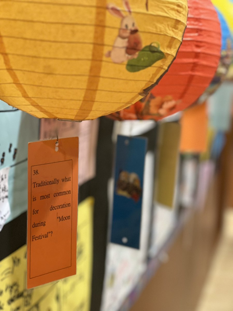 Our Chinese Studies team is incredible at getting kids excited about Chinese culture. A simple display of Mid-Autumn riddles on lanterns had the kids bustling in the hallways and chatting. #HKISUpperPrimary