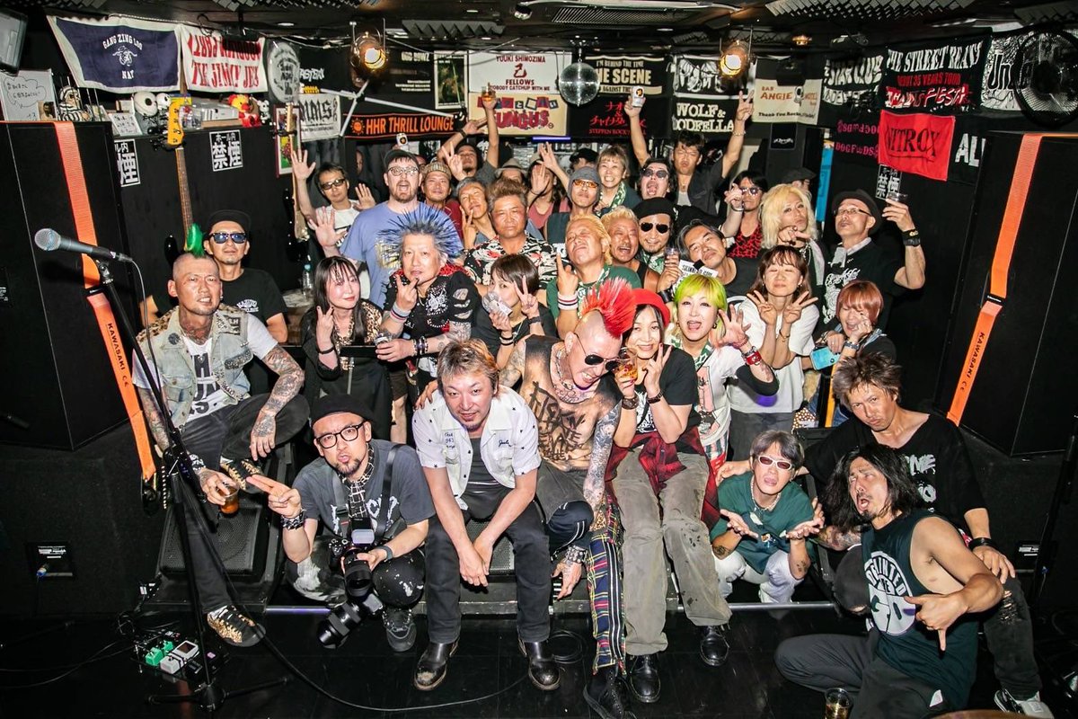 DIRTY_OLD_DRUNX's tweet photo. 🍺 関西2Days 🍺
最高だった関西2Days🔥🔥
あの現場にいたみんなが
【You're the best !!】
だったよ☘️
また仲間が沢山増えた最高の旅だった!
ありがとう🍻
Special thanks to
BEN & Kirarin & CxCxD & SKINHEAD GIRL & You !!
#BEN #Kirarin #Yourethebest #CxCxD #SKINHEADGIRL #dirtyolddrunx https://t.co/LeSc22w1ho