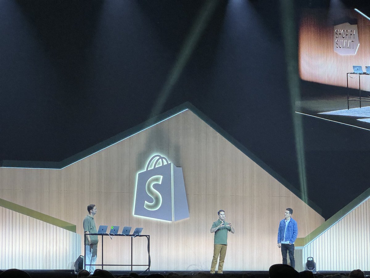 yuiitanakaa's tweet image. This was my first Summit on @Shopify and it was unforgettable😻😻😻
#ShopifySummit2024