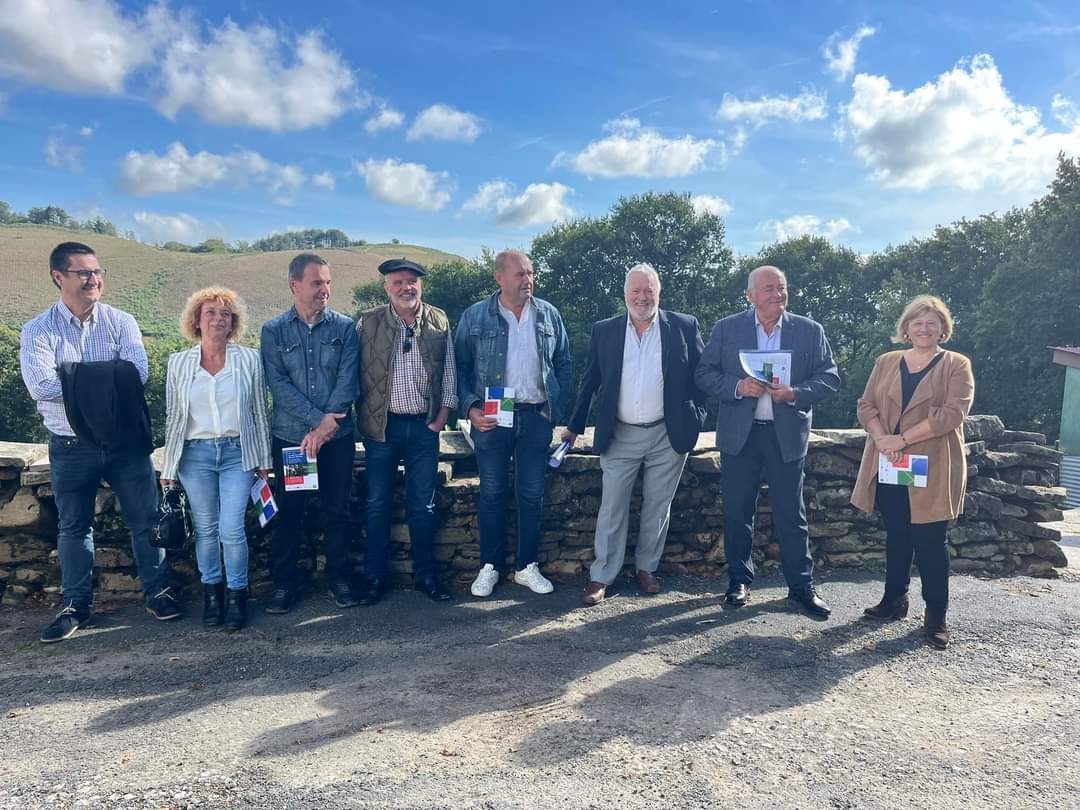 Larruneko trenaren 100.urtemugaren ospakizunak aurkezteko prentsaurrekoa
Conférence de presse de présentation des 100 ans du train de la Rhune à Sara
Larrun zaindu dezagun
Préservons la rhune