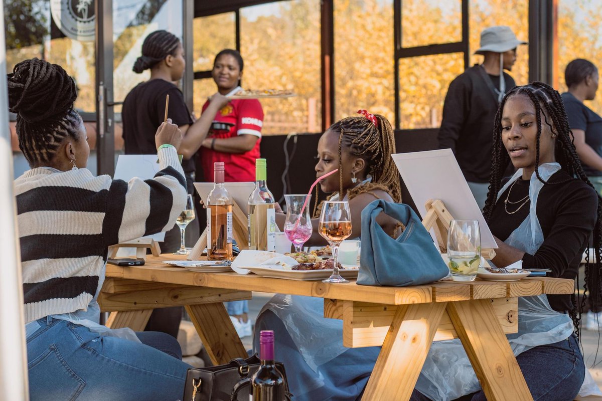 Exactly 2 weeks to go before we Qwel 🖼️🎨🍷🍸. Will you be there??⏱️⏱️