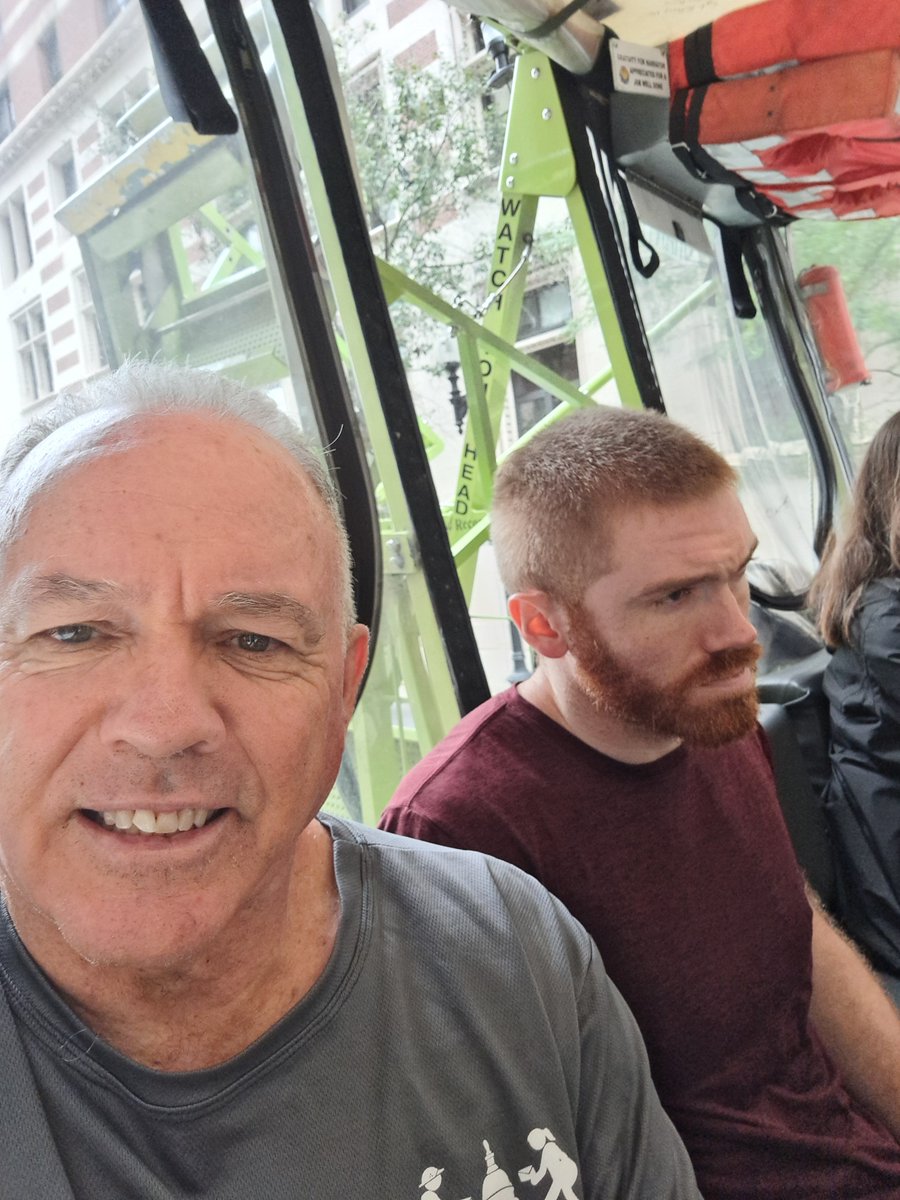 dsutton24's tweet image. Good day for a Duckboat tour.