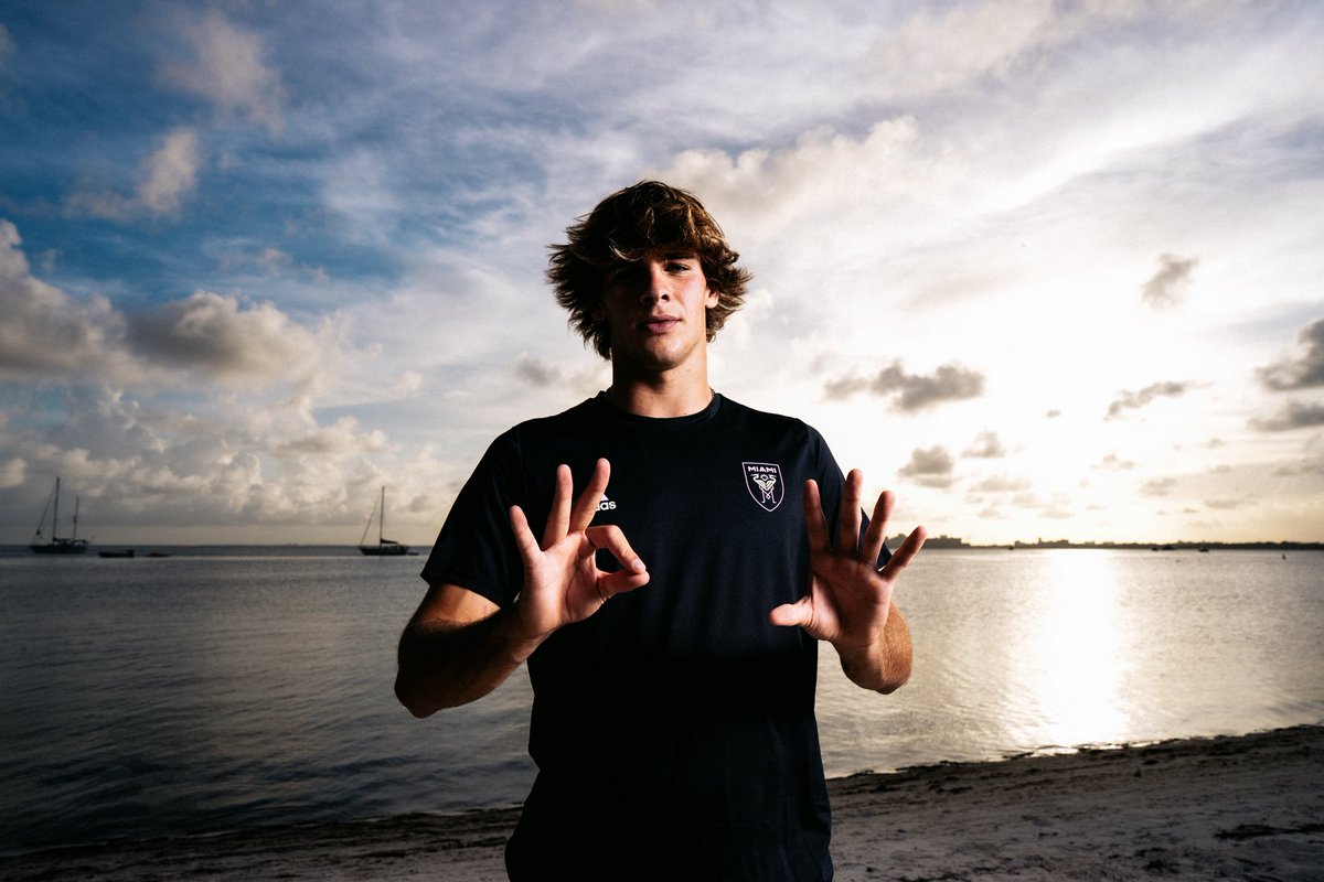 InterMiamiCF's tweet photo. Benja se queda 🌴✨

We have signed Academy Product and Homegrown midfielder Benjamin Cremaschi to a contract extension through the 2027 season!

Details: https://t.co/WBndVmwN8V https://t.co/uEWMyk5ceL