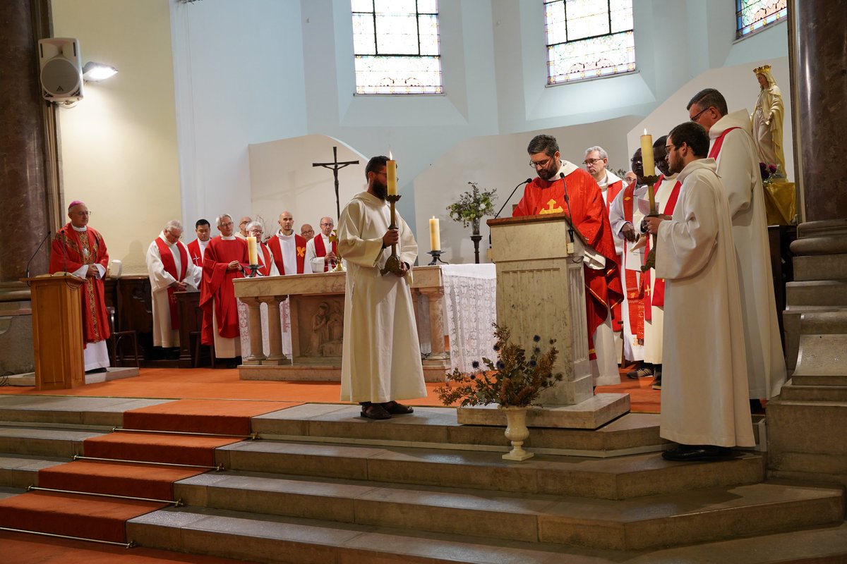 La faculté de théologie fait sa rentrée aujourd'hui ! Accueil des nouveaux, visite du campus, messe, temps conviviaux et assemblée de faculté, en présence du recteur de l'<a href="/ucly/">UCLy</a>  et de l'évêque de Viviers.

Bonne année universitaire à tous !